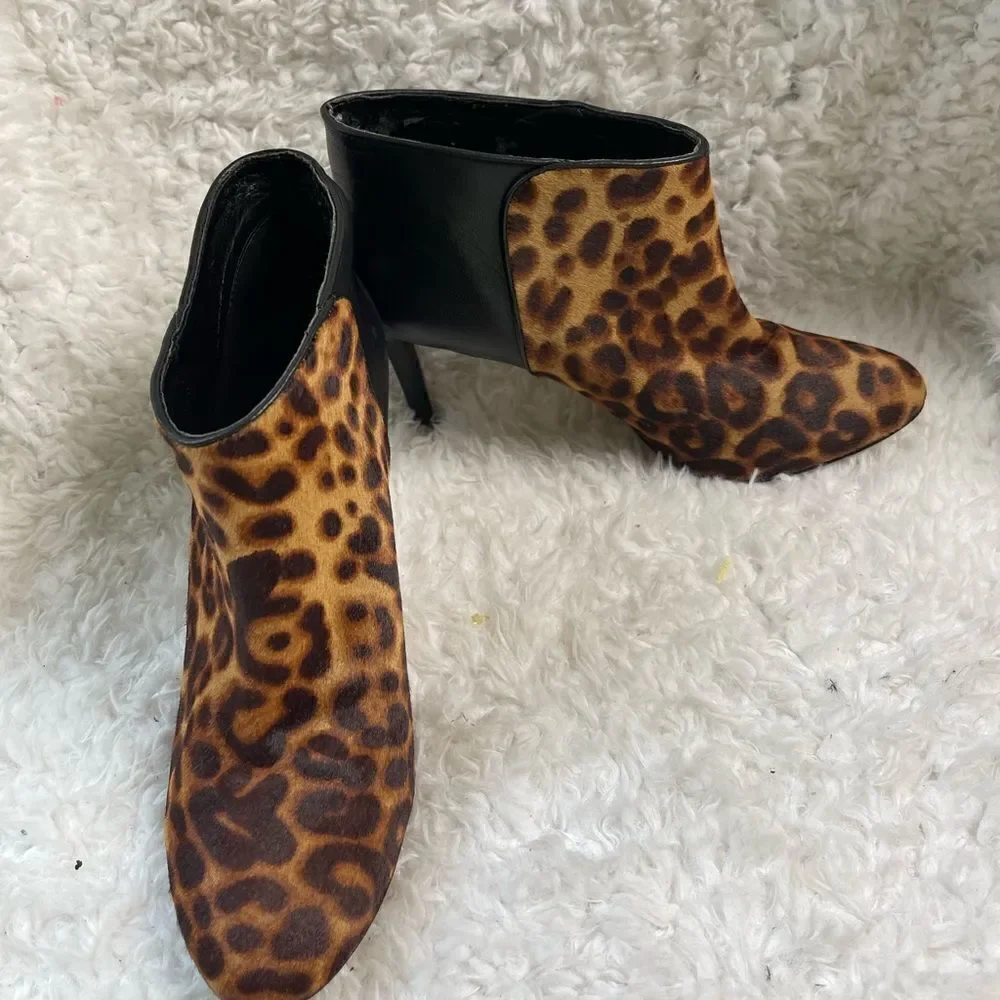 Nine West leather calf hair leopard print &black ankle slip on boots SZ9.5M
